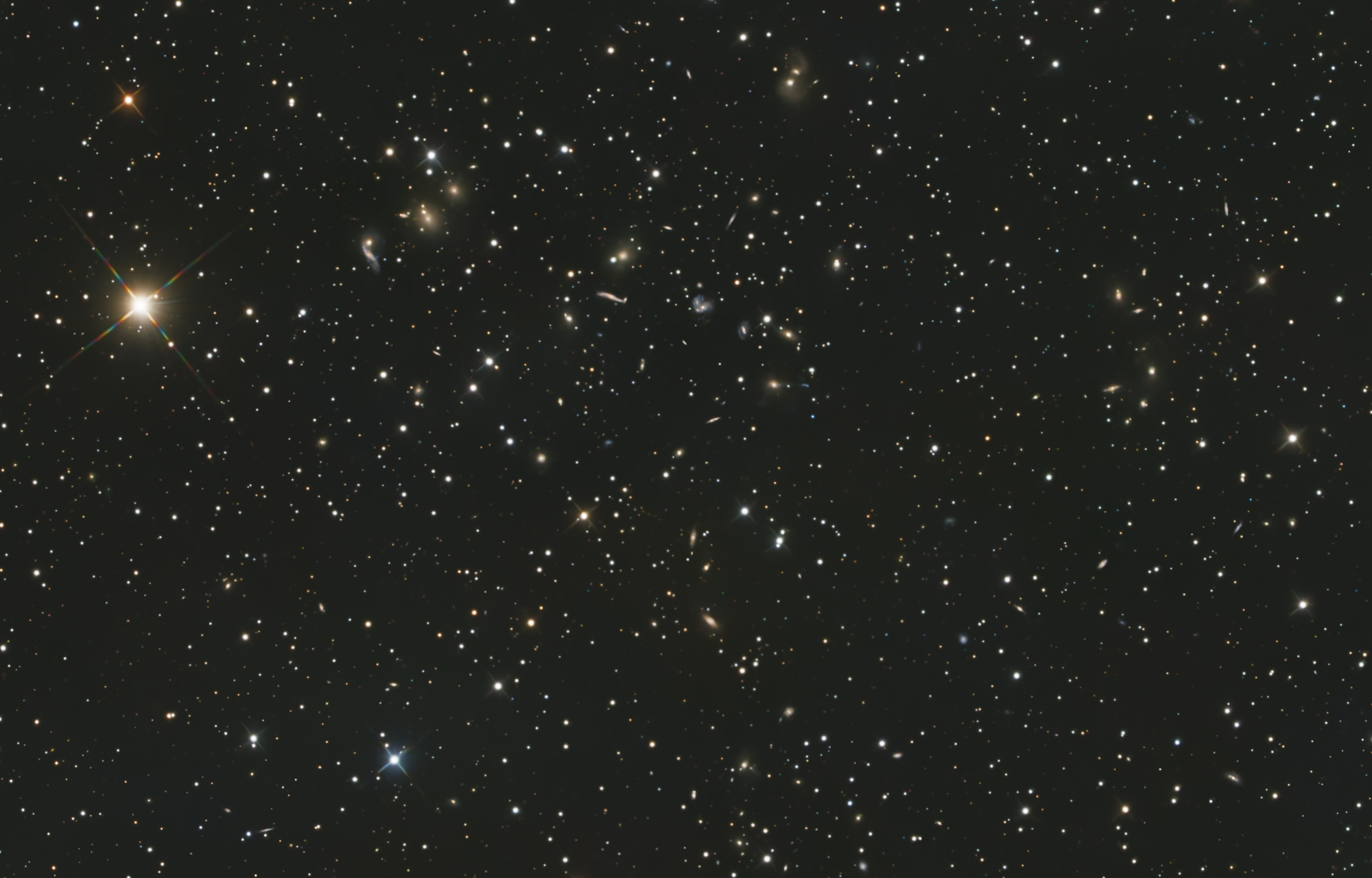 Abell 2151, Herkules Haufen, 500 Millionen Lichtjahre entfernter Galaxienhaufen im Sternbild Herkules